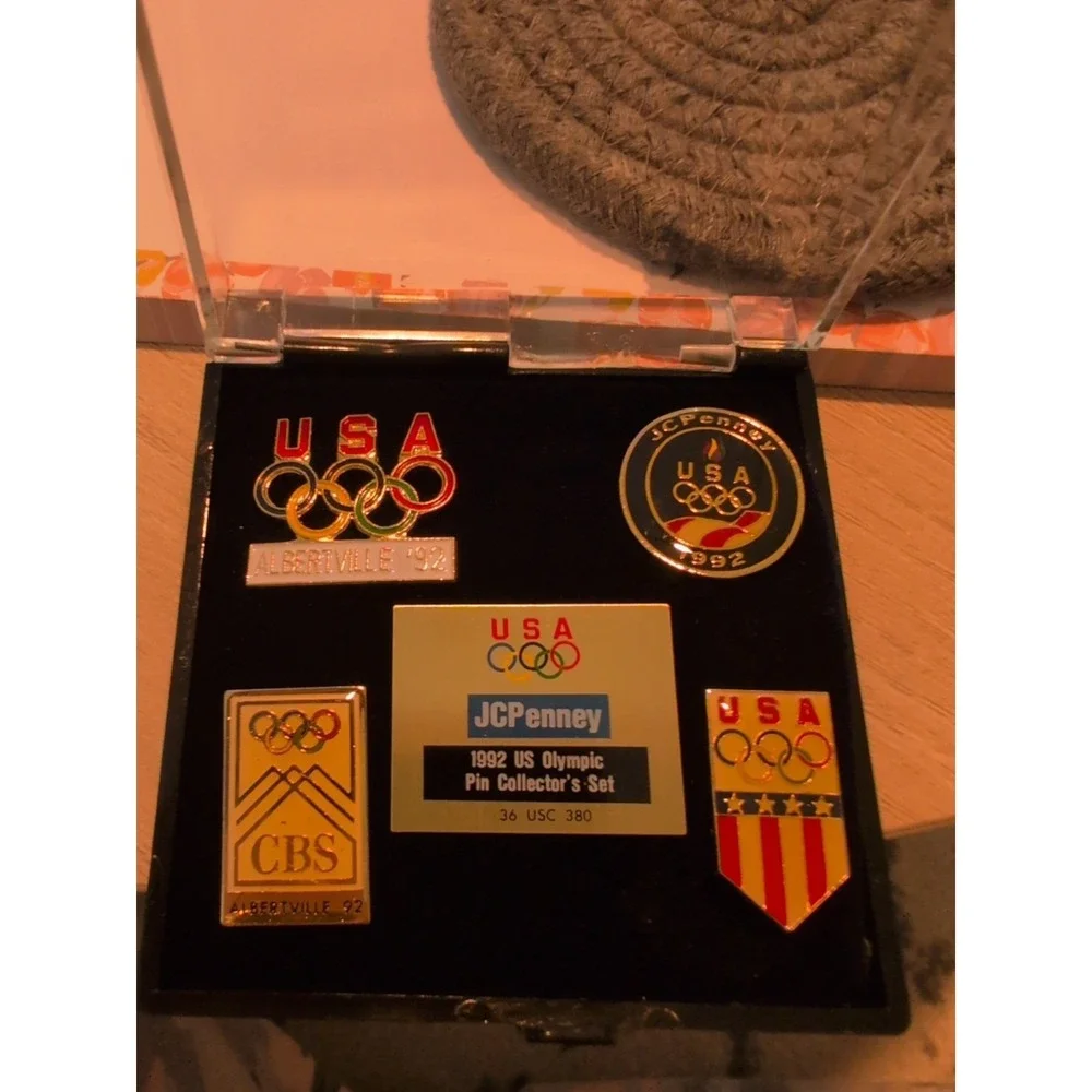 1992  Albertville JCPenny US Olympic‎ Pin Collector Set in Case - Lot of 5 Pins